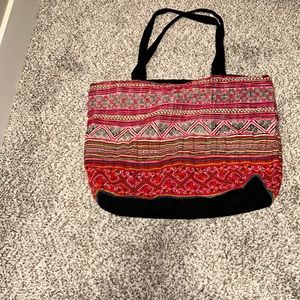 Very cute big shoulder bag !